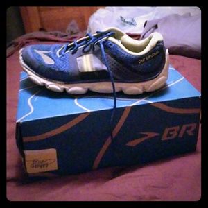 Brooks pure flow